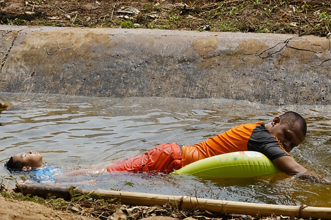 Famille et amis-AVR16-038